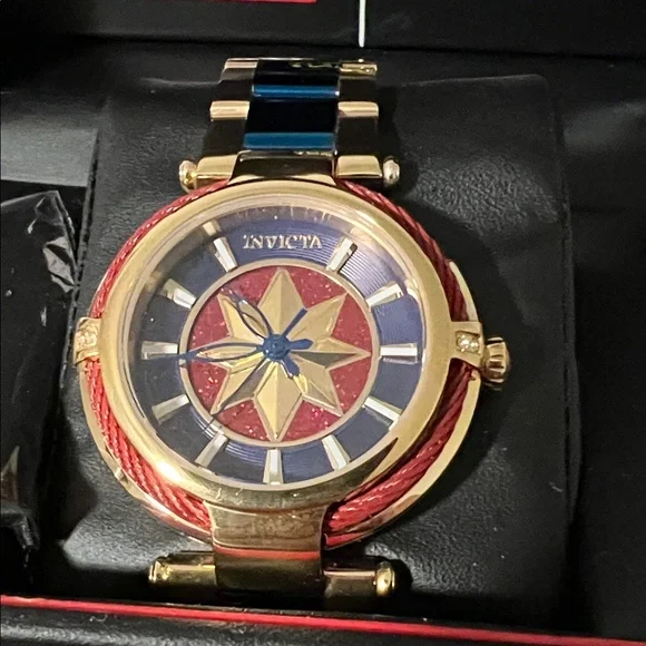 Invicta Limited Edition Women’s Captain Marvel Watch Invicta 28832 Women main image 2